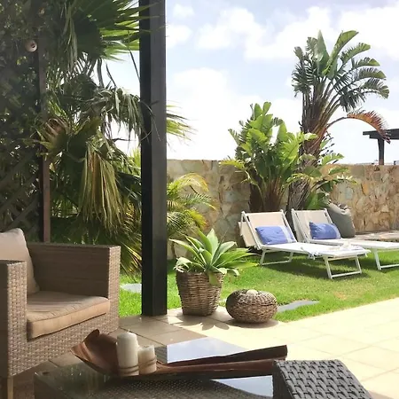 Hostal Kalufa Surf House