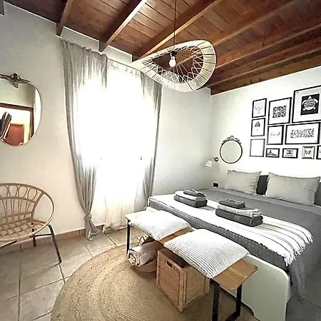 Hostel Kalufa Surf House *