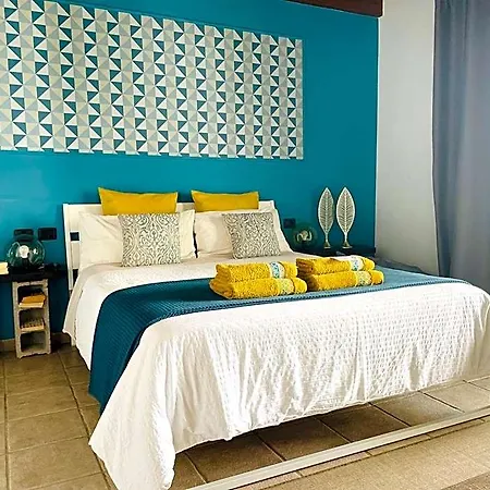 Kalufa Surf House