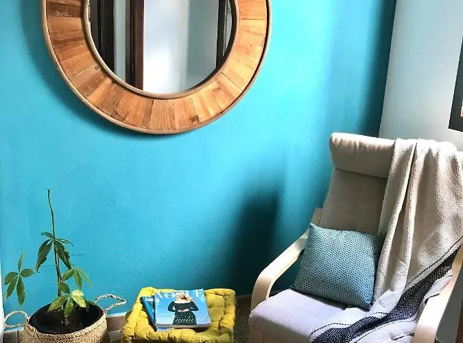 Kalufa Surf House