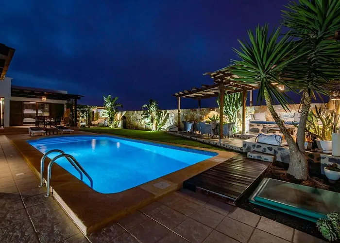 Kalufa Surf House Albergue