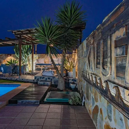 אכסניה Kalufa Surf House El Cuchillo